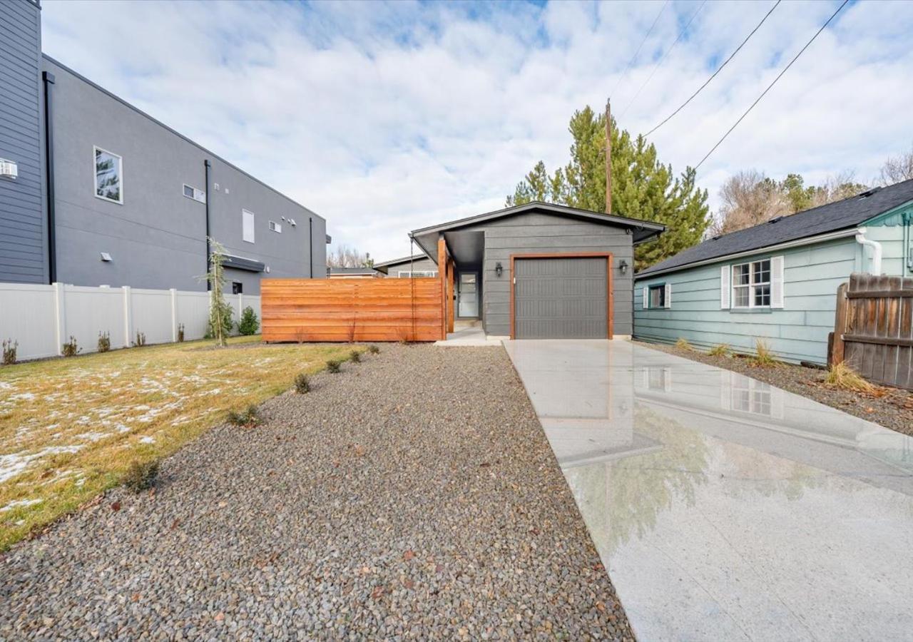 Mid Century Modern Boise-River Bungalow W/ Hot Tub Buitenkant foto